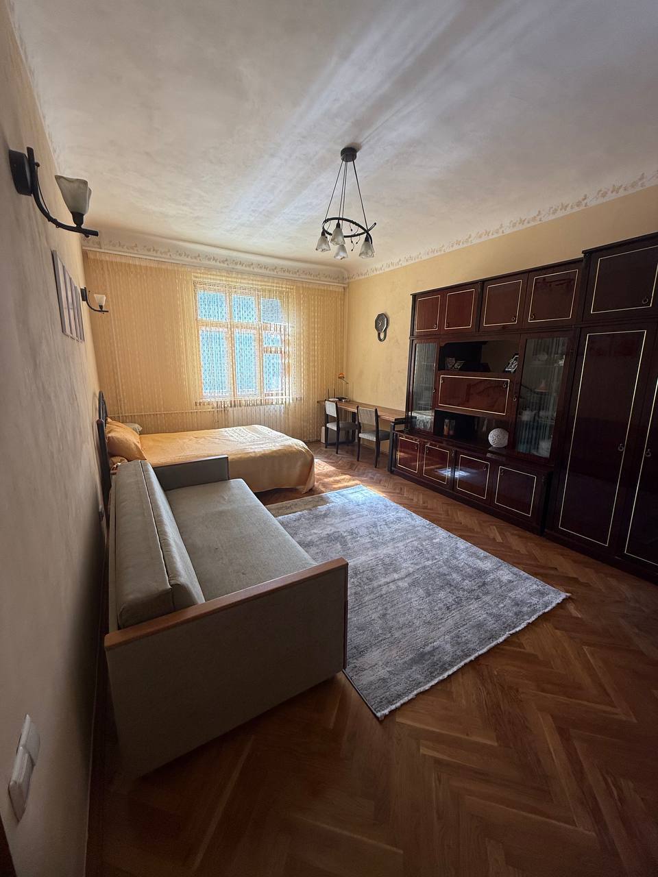 Продаж 2-кімнатної квартири 62.6 м², Миколи Раєвського вул., 28