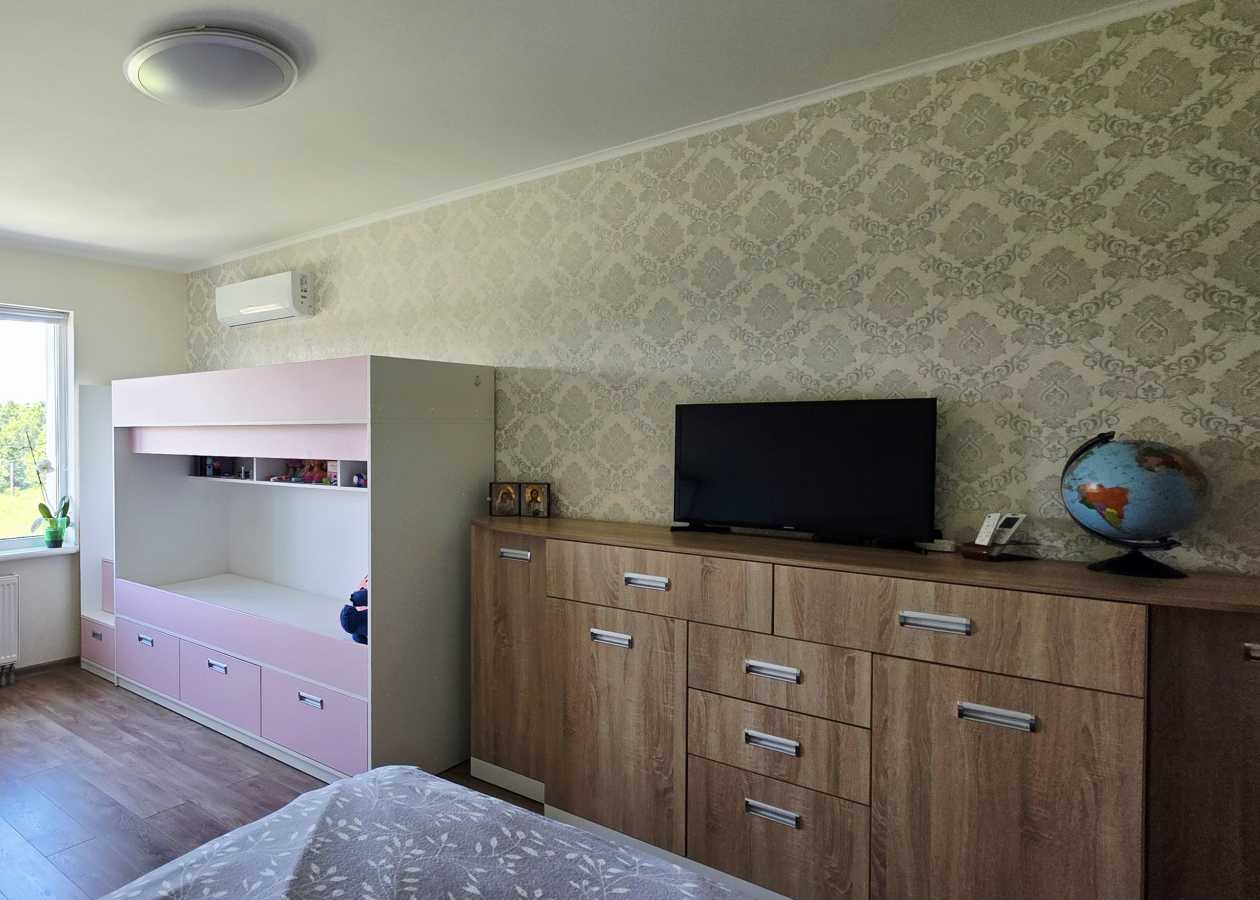 Продаж 1-кімнатної квартири 42 м², Братів Чмілів вул., 2А