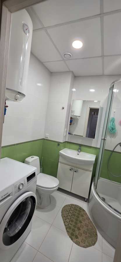 Продаж 1-кімнатної квартири 42 м², Братів Чмілів вул., 2А