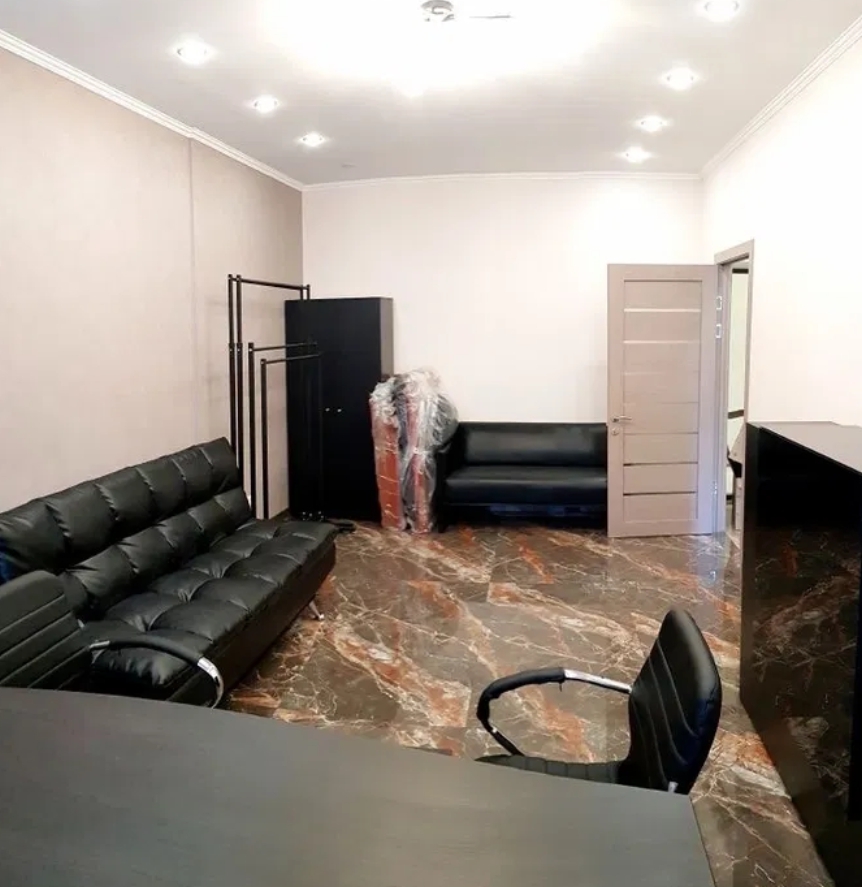 Аренда офиса 45 м², Генуэзская ул.