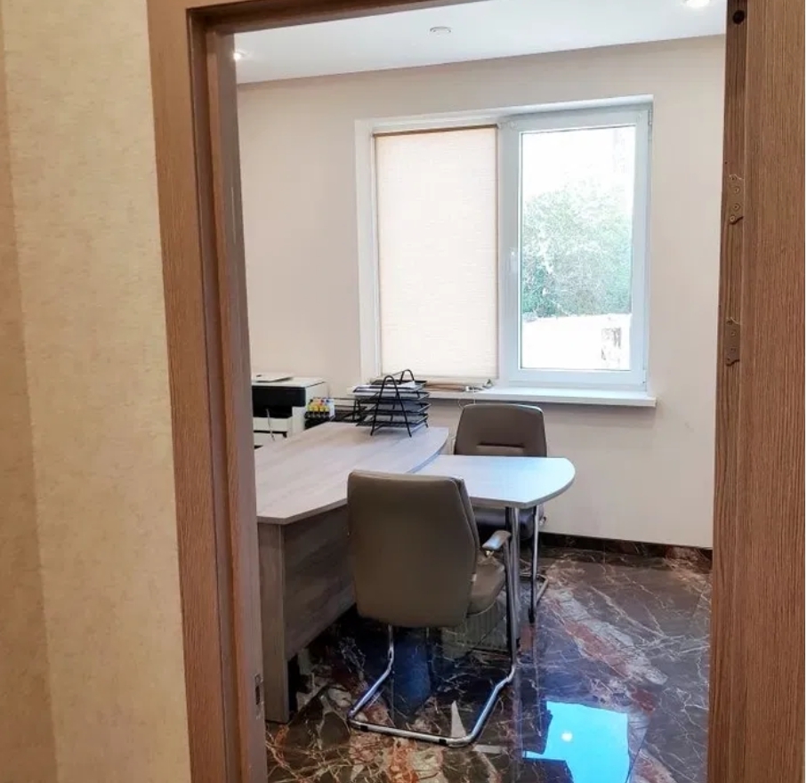 Аренда офиса 45 м², Генуэзская ул.