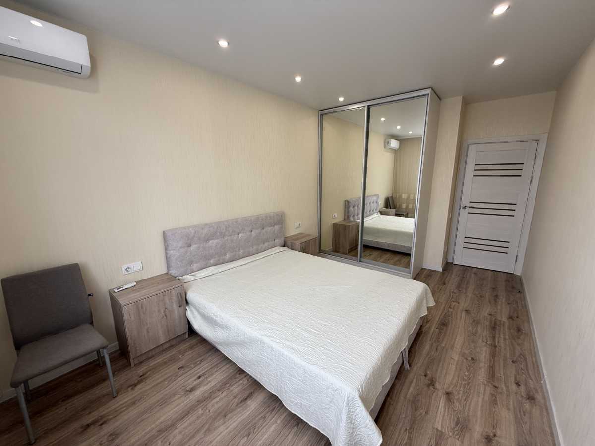 Оренда 2-кімнатної квартири 43.2 м², Європейська пл., Союза, 41Е