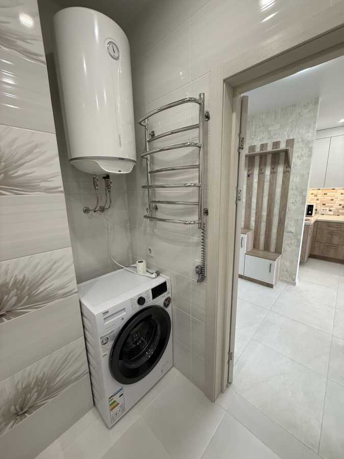 Оренда 2-кімнатної квартири 43.2 м², Європейська пл., Союза, 41Е