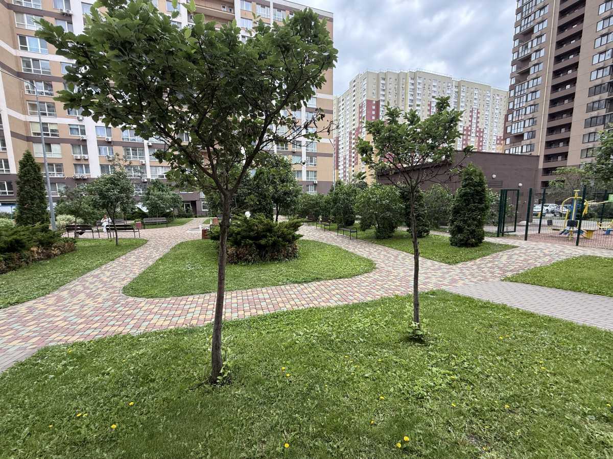 Оренда 2-кімнатної квартири 43.2 м², Європейська пл., Союза, 41Е
