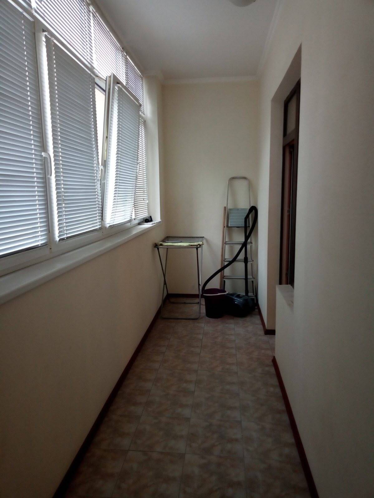 Оренда 1-кімнатної квартири 55 м², Дмитрівська вул., 69