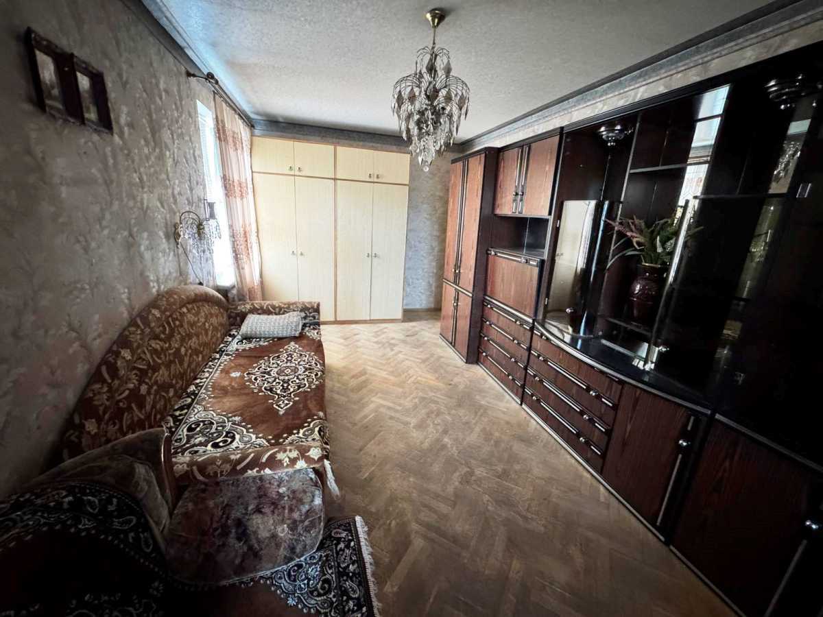 Оренда 2-кімнатної квартири 61 м², Райдужна вул., 3Б