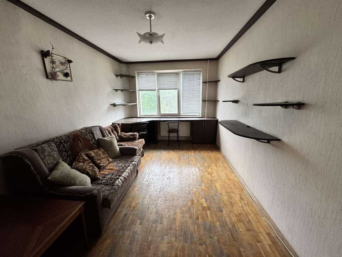 Оренда 2-кімнатної квартири 61 м², Райдужна вул., 3Б