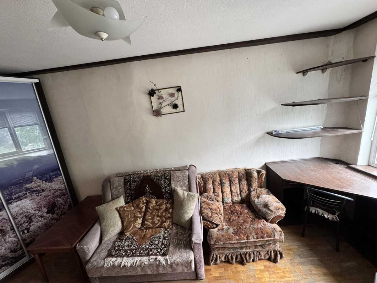 Оренда 2-кімнатної квартири 61 м², Райдужна вул., 3Б