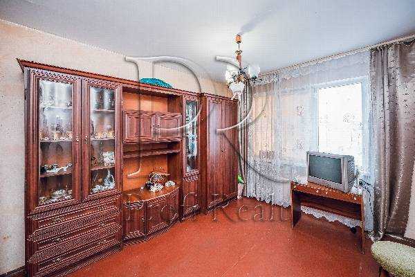 Продаж 3-кімнатної квартири 72 м², Булгакова вул., 3