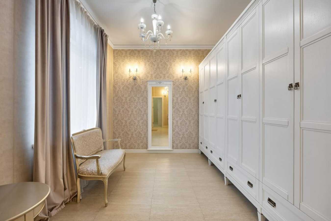 Продажа 5-комнатной квартиры 298 м², Соколина
