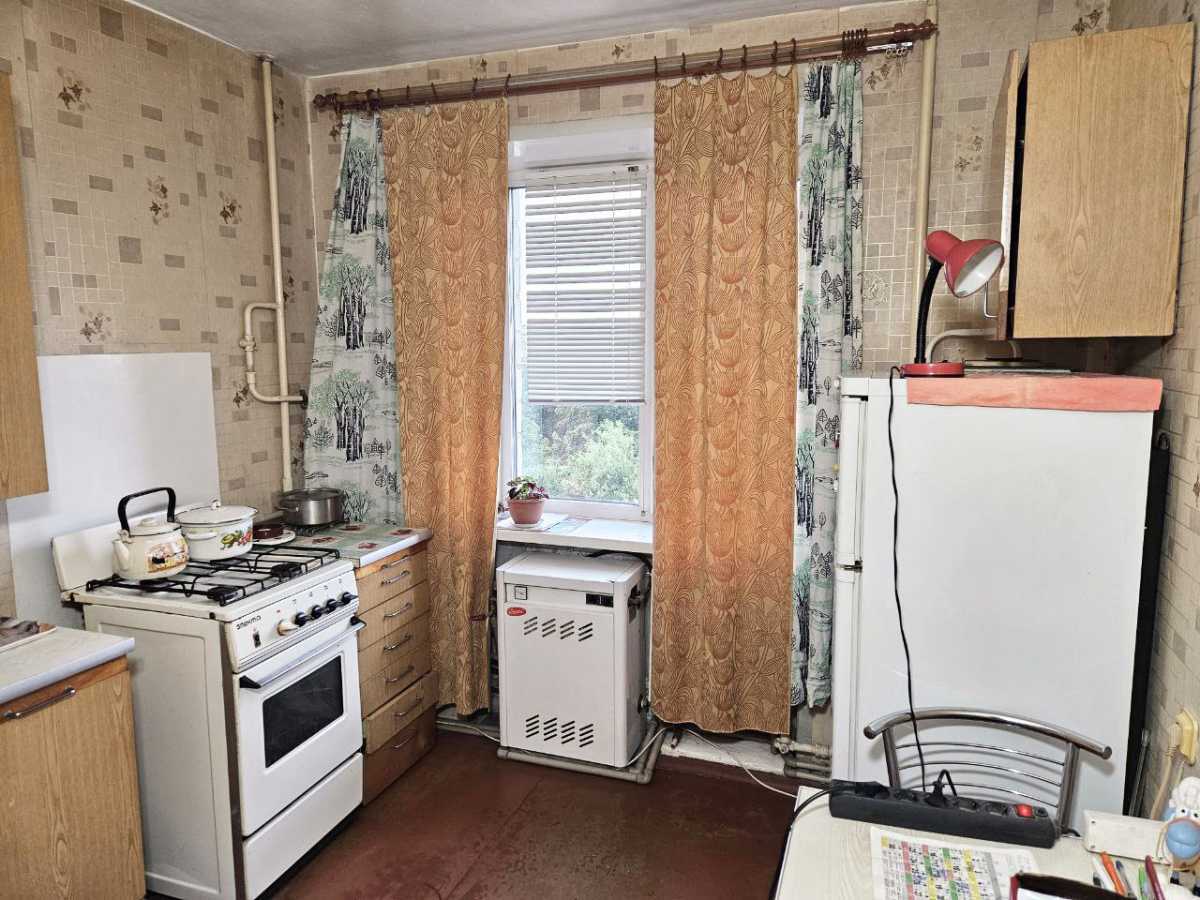 Продаж 1-кімнатної квартири 40 м², Білогородська вул., 45