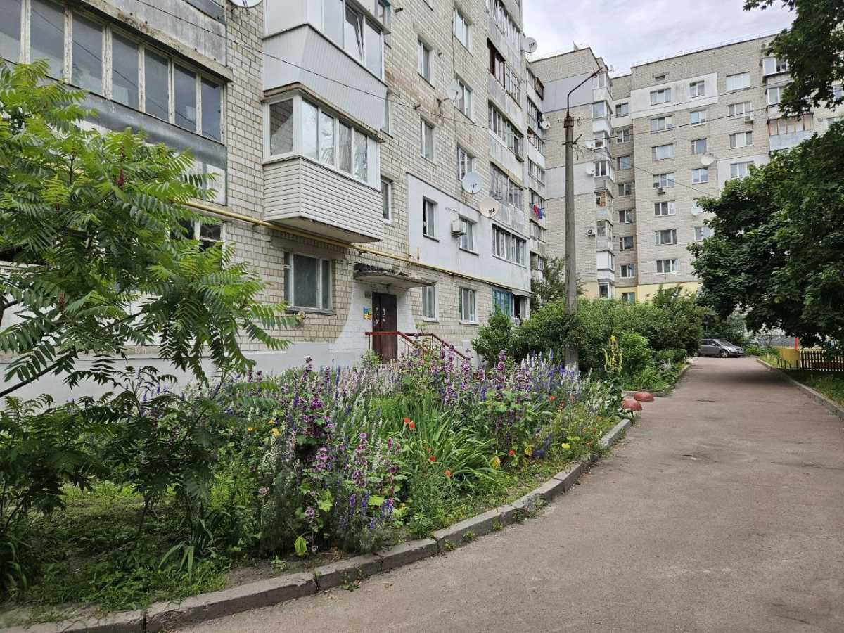 Продаж 1-кімнатної квартири 40 м², Білогородська вул., 45