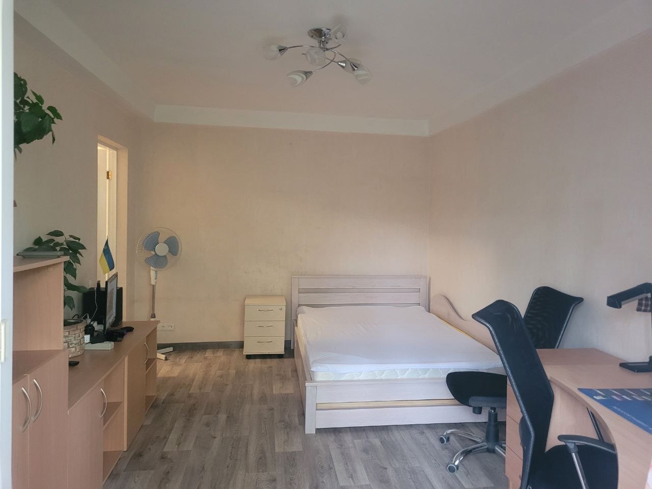 Оренда 1-кімнатної квартири 30.5 м², Раїси Окіпної вул., 5