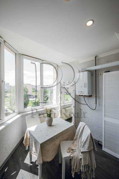 Продаж 1-кімнатної квартири 38 м², Боголюбова вул., 26