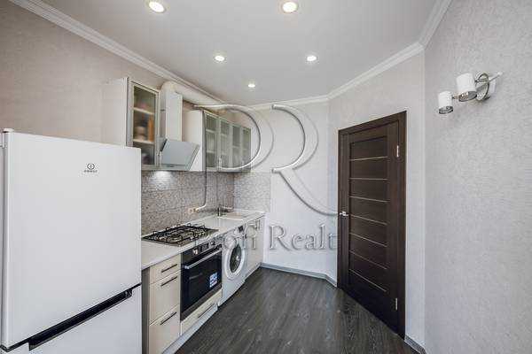 Продаж 1-кімнатної квартири 38 м², Боголюбова вул., 26