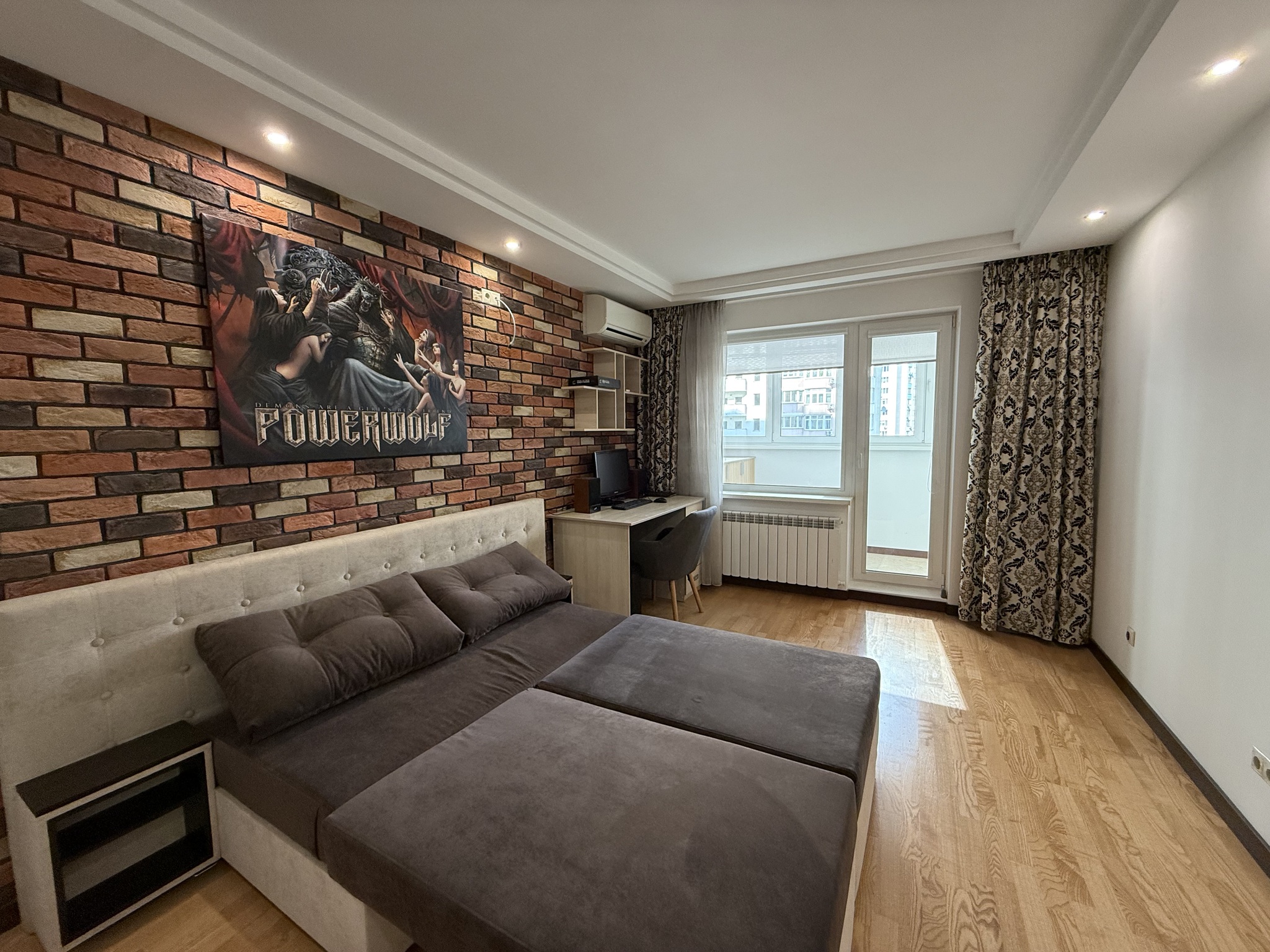 Продаж 3-кімнатної квартири 99.7 м², Григорія Ващенко вул., 1