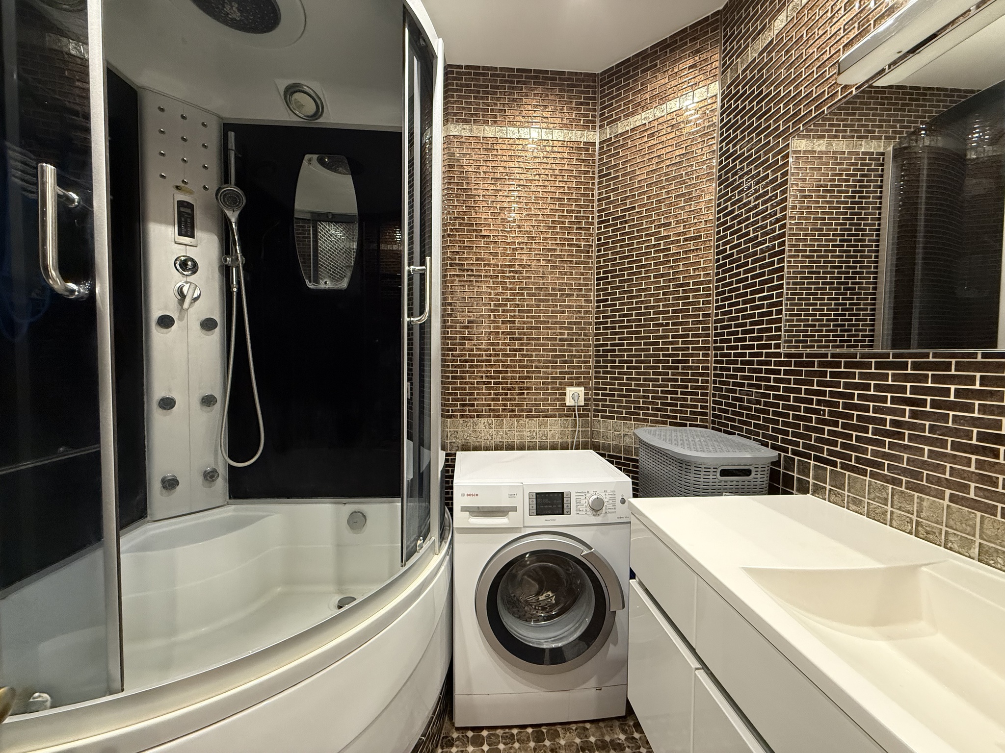 Продаж 3-кімнатної квартири 99.7 м², Григорія Ващенко вул., 1