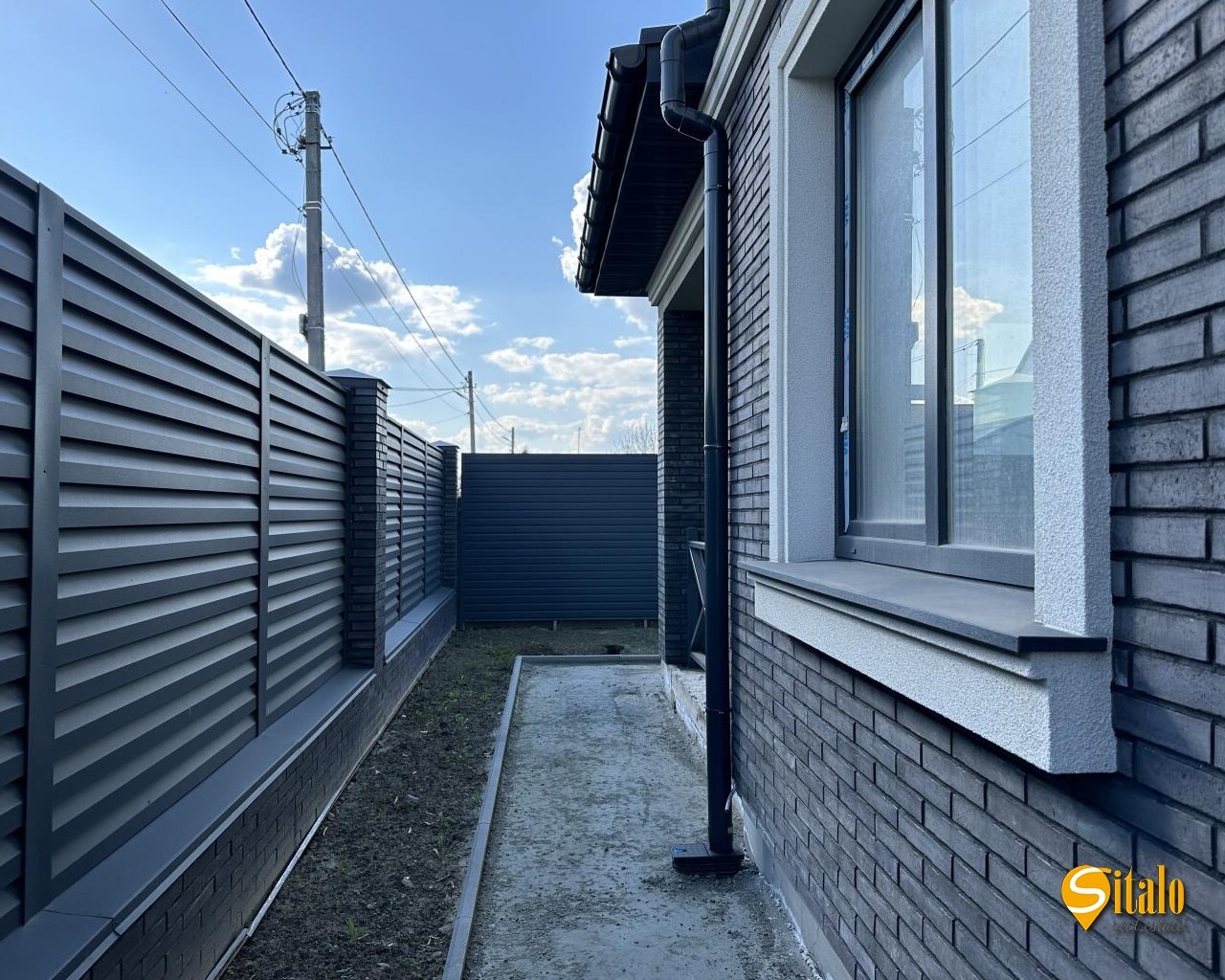 Продаж будинку 300 м²