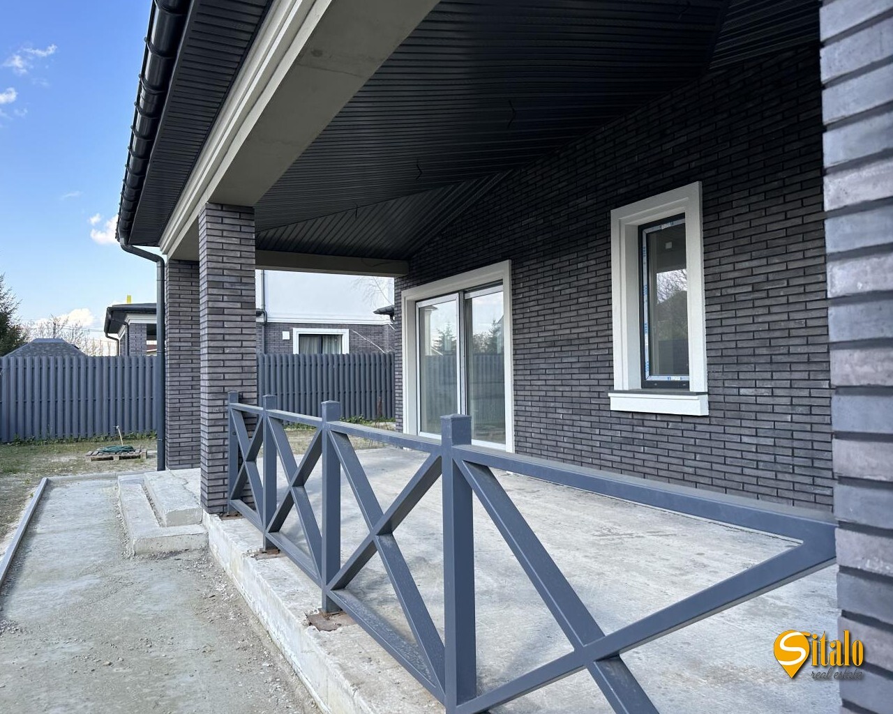 Продаж будинку 300 м²