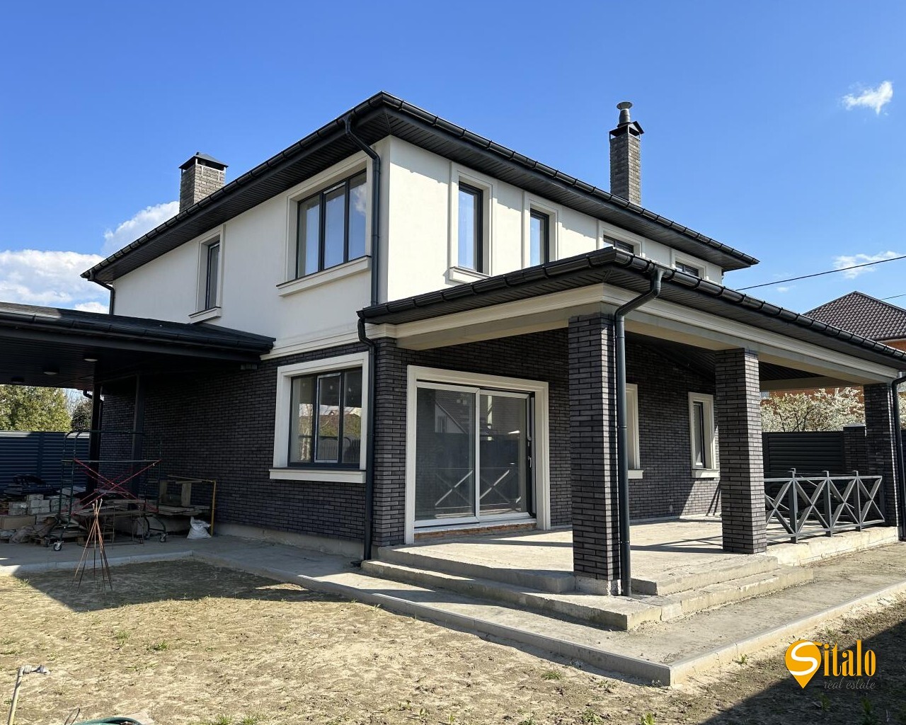 Продаж будинку 300 м²