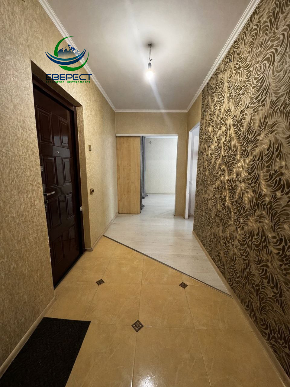 Продаж 2-кімнатної квартири 47.5 м², Кравчука вул.