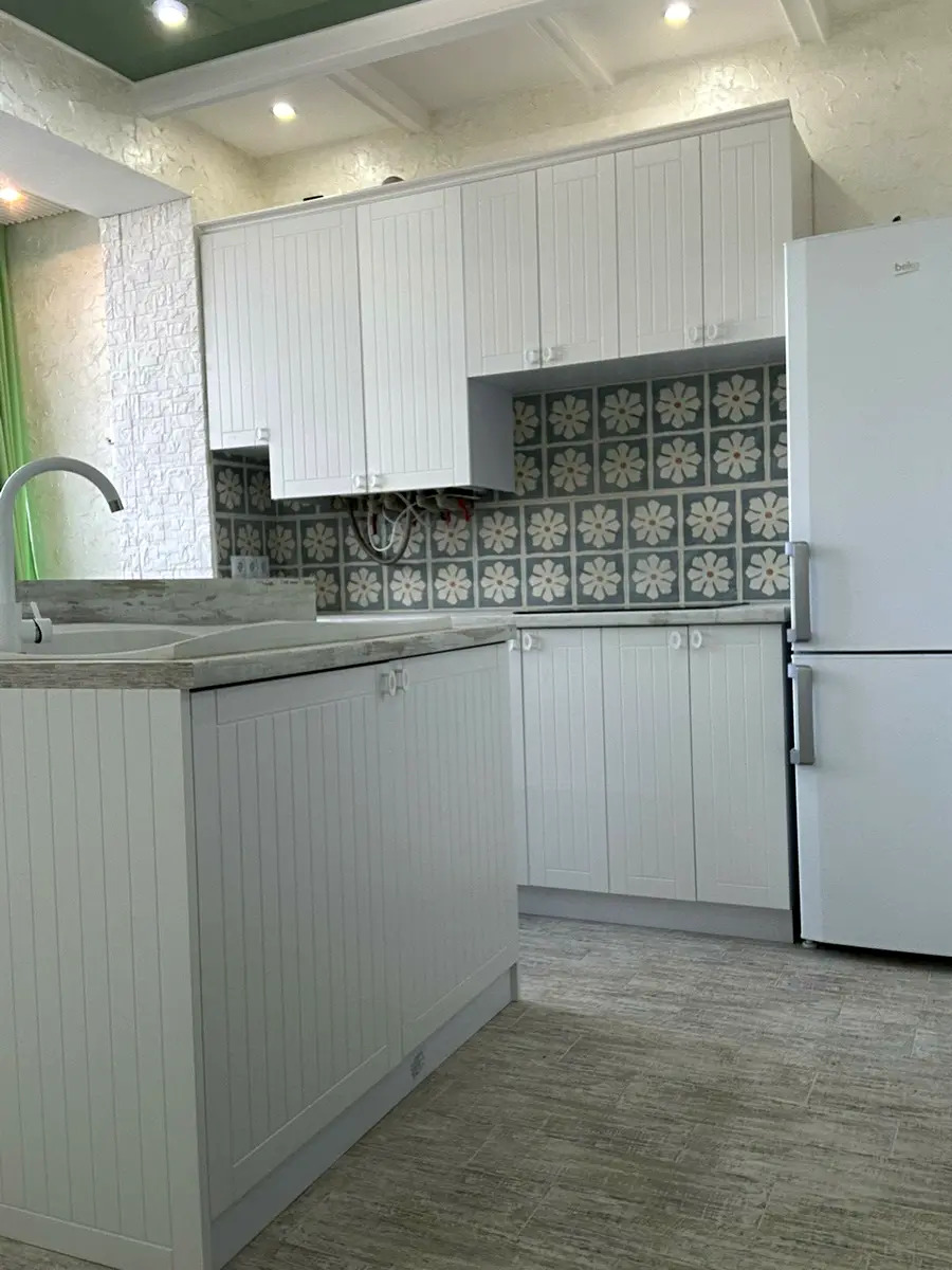 Оренда 1-кімнатної квартири 45 м², Інститутська вул., 51