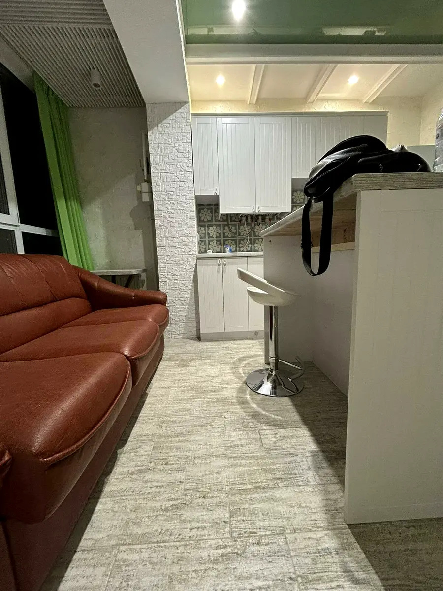 Оренда 1-кімнатної квартири 45 м², Інститутська вул., 51