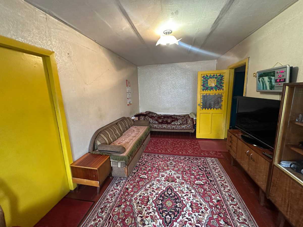 Продажа 2-комнатной квартиры 43 м², Александра Поля просп., 92А