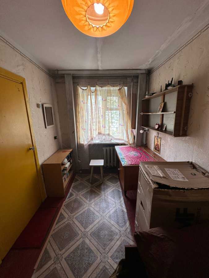 Продажа 2-комнатной квартиры 43 м², Александра Поля просп., 92А