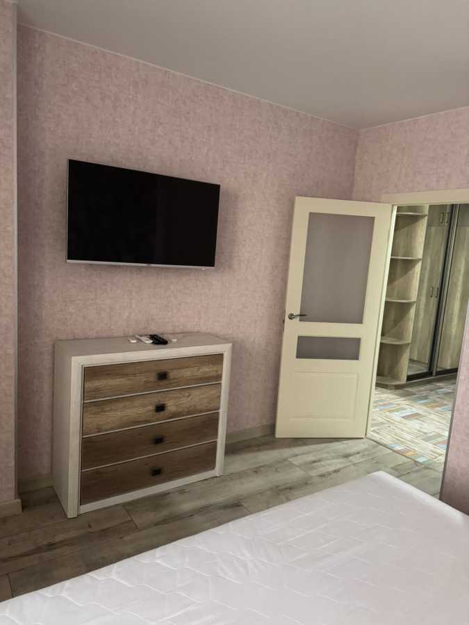 Оренда 2-кімнатної квартири 96 м², Черных Запорожцев, 26а