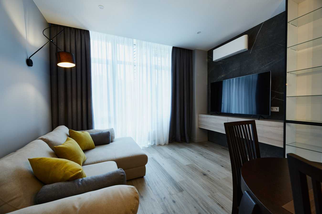 Оренда 3-кімнатної квартири 90 м², Саперне Поле вул., 3