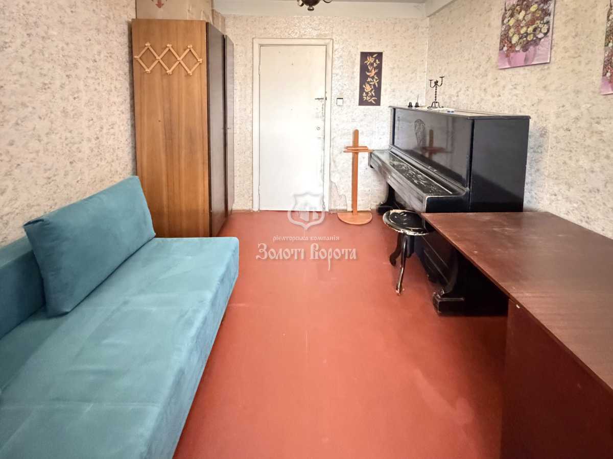 Продаж 3-кімнатної квартири 63.2 м², Івана Миколайчука вул., 7А