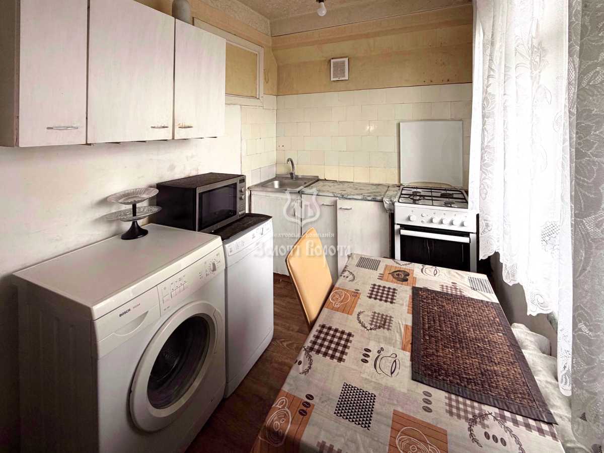 Продаж 3-кімнатної квартири 63.2 м², Івана Миколайчука вул., 7А
