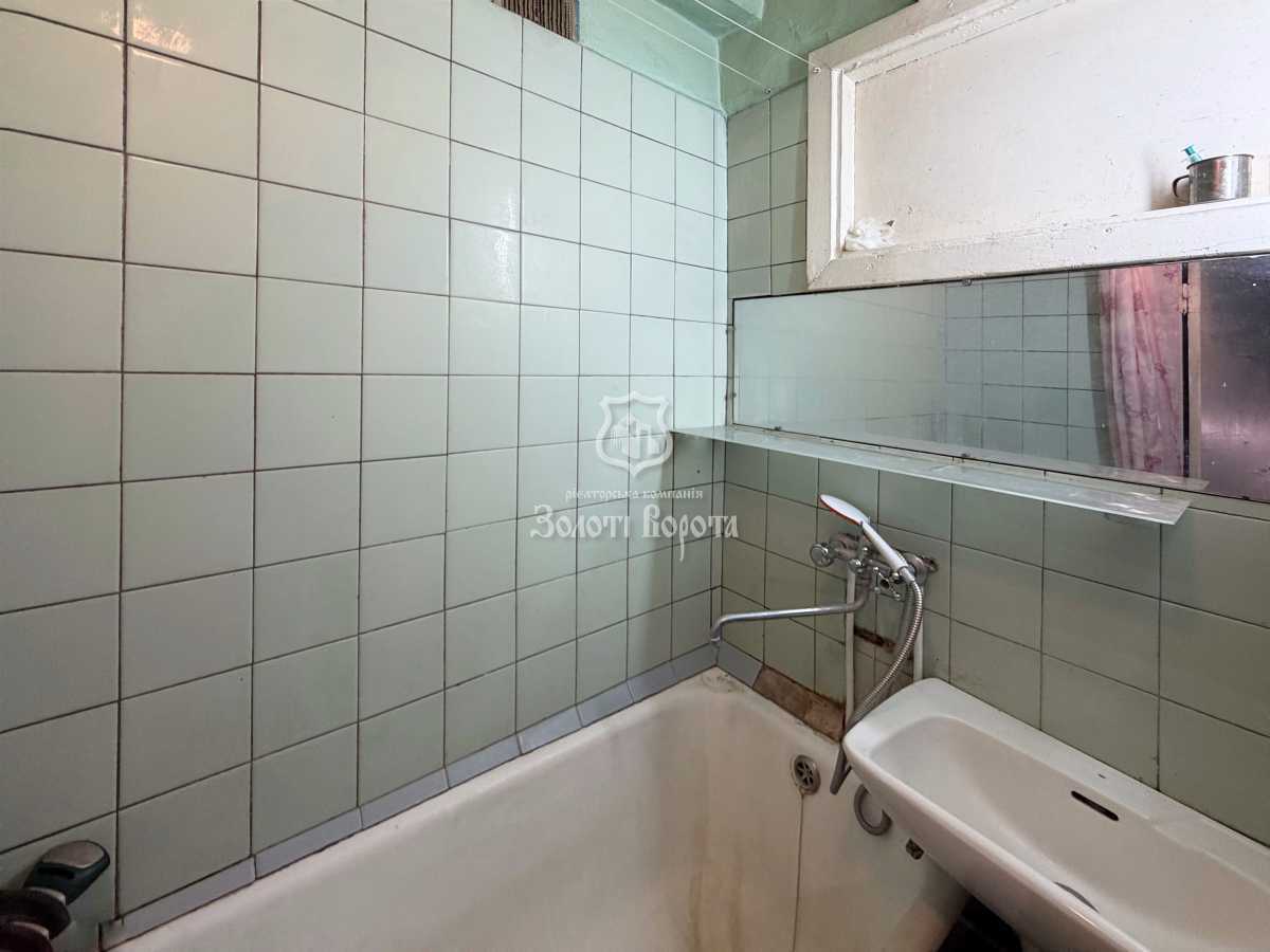 Продаж 3-кімнатної квартири 63.2 м², Івана Миколайчука вул., 7А