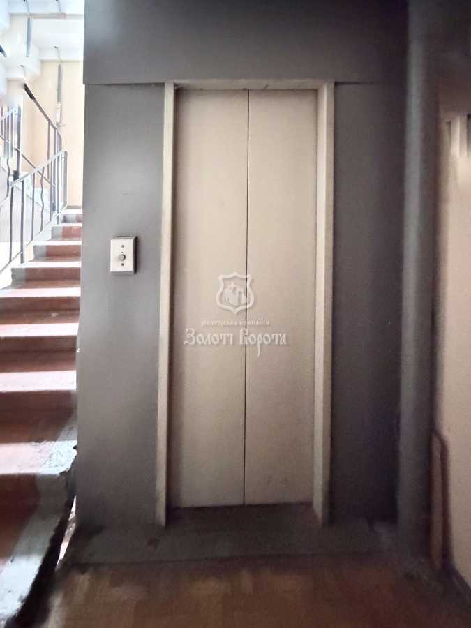Продаж 3-кімнатної квартири 63.2 м², Івана Миколайчука вул., 7А