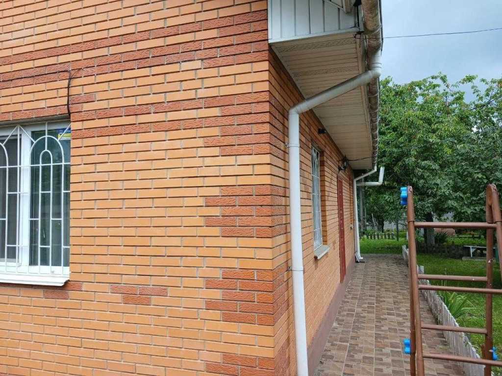 Продажа дома 135.6 м², Звязківців, 2