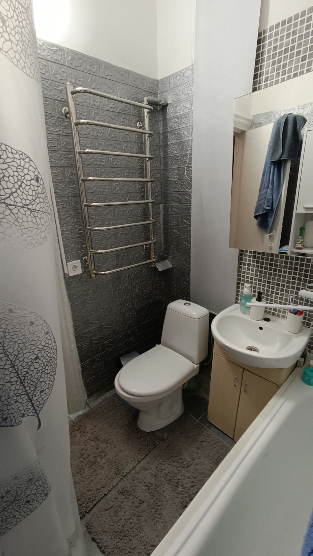 Продаж 2-кімнатної квартири 46 м², Коломийський пров., 18