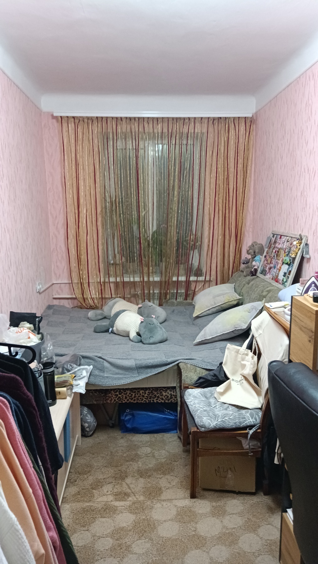 Продаж 2-кімнатної квартири 46 м², Коломийський пров., 18