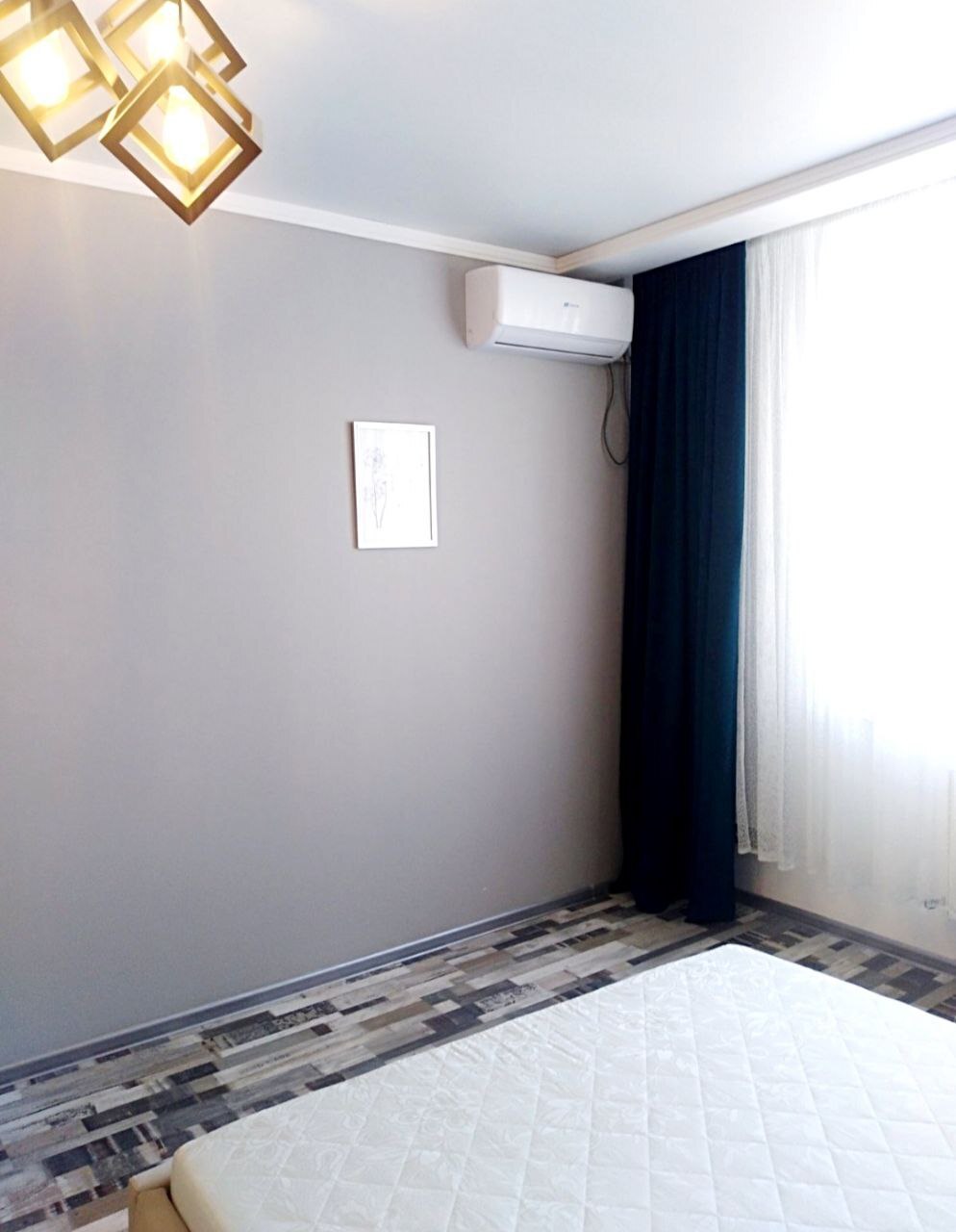 Продажа 1-комнатной квартиры 45 м², Академика Королева ул.