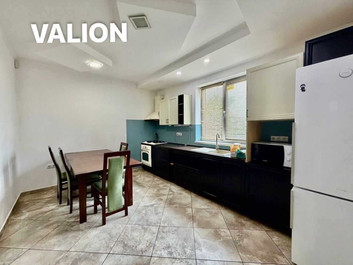 Продажа дома 205 м², Лісна