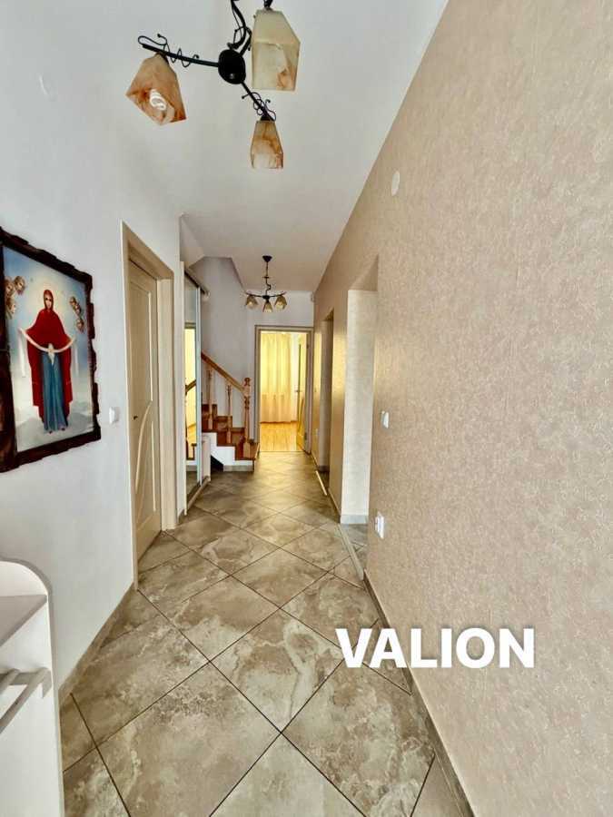 Продажа дома 205 м², Лісна