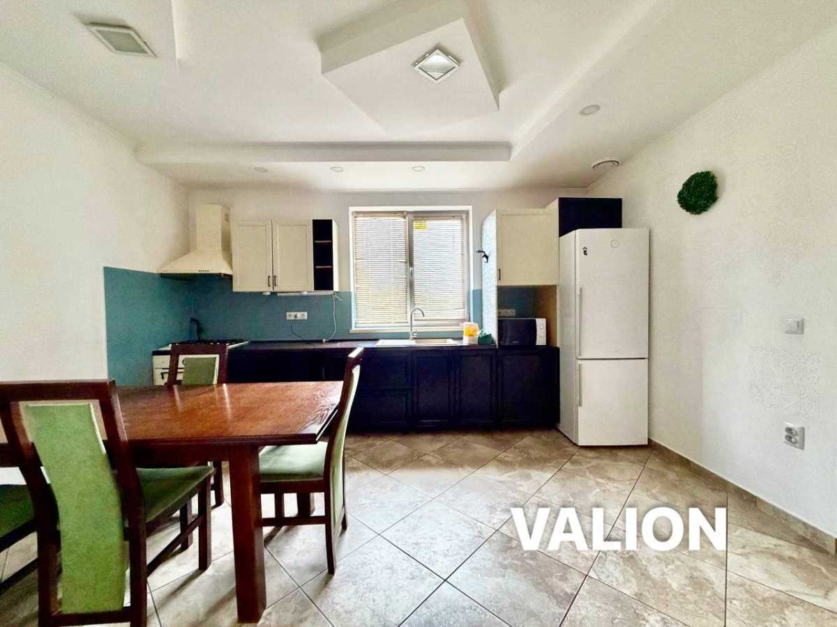 Продажа дома 205 м², Лісна