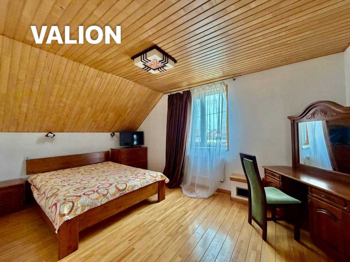 Продажа дома 205 м², Лісна