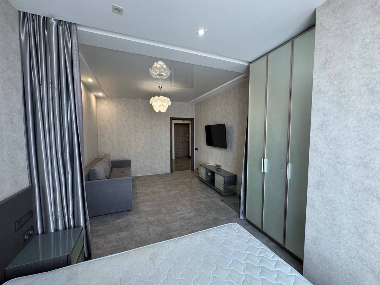 Аренда 1-комнатной квартиры 52 м², Драгоманова ул., 2