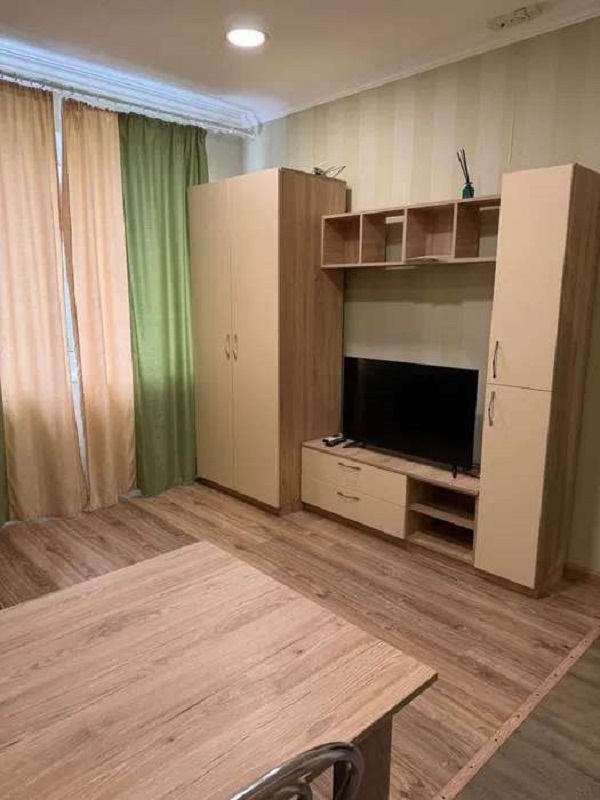 Продаж 1-кімнатної квартири 25 м², Червоноткацька вул., 93