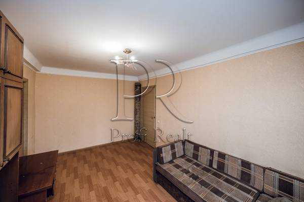 Продаж 2-кімнатної квартири 46 м², Перемоги просп., 88/2