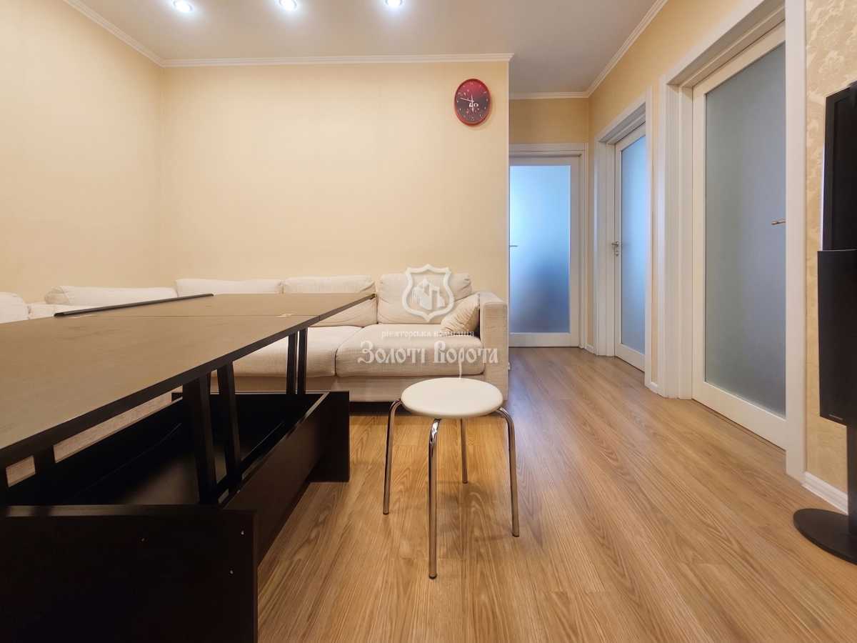 Продаж 2-кімнатної квартири 57.1 м², Голосіївська вул., 13а