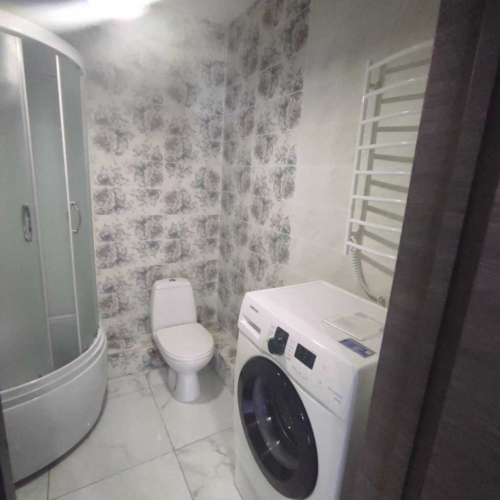 Продажа 1-комнатной квартиры 48 м², Ивана Миколайчука ул.