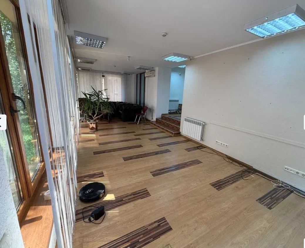 Аренда офиса 142 м², Ивана и Юрия Лип ул.