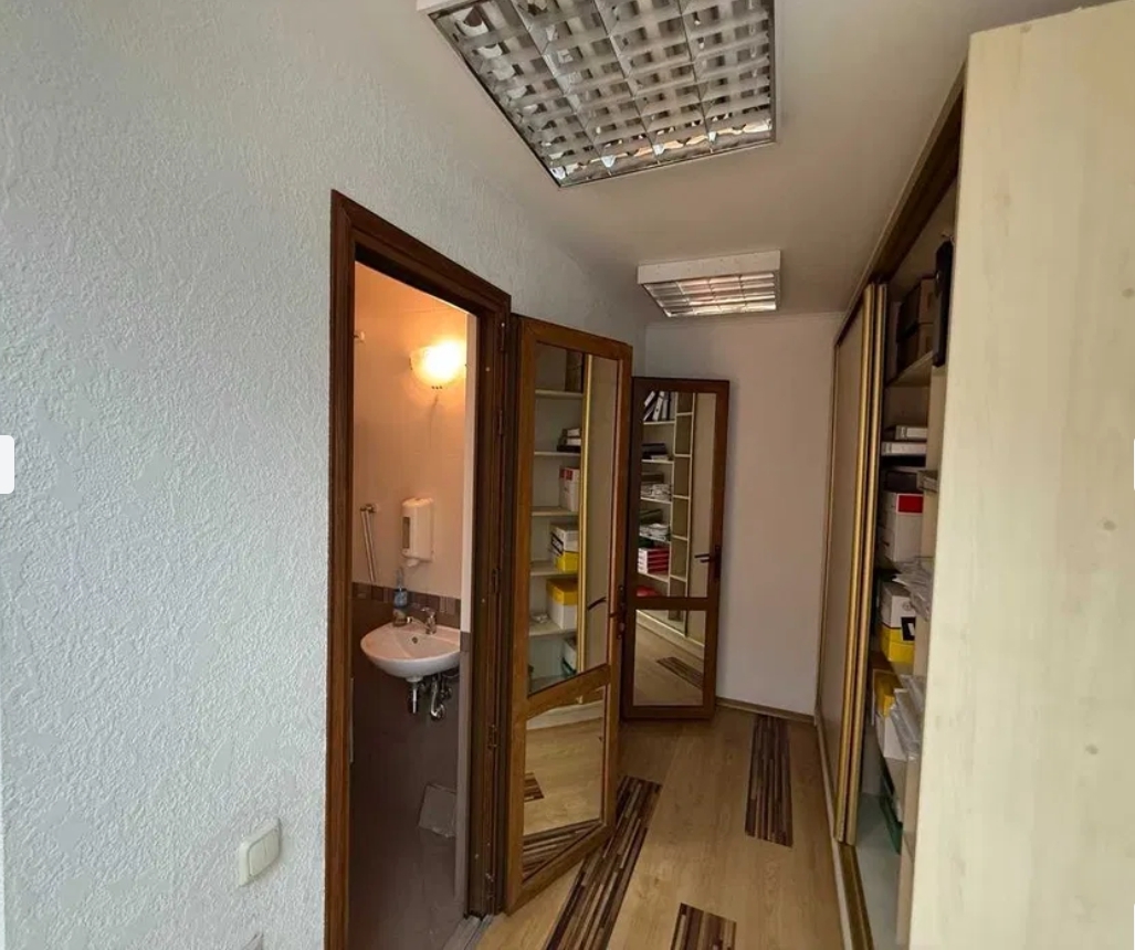 Аренда офиса 142 м², Ивана и Юрия Лип ул.